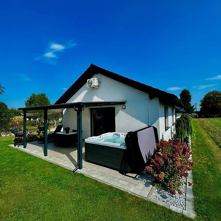 Domki Caloroczne Premium Zator Energylandia Kültér fotó