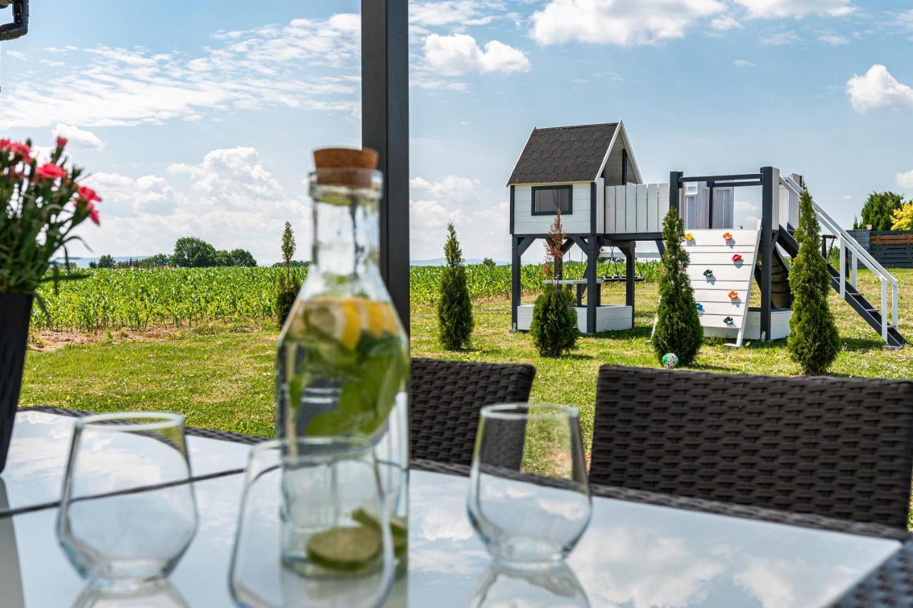 Domki Caloroczne Premium Zator Energylandia Kültér fotó